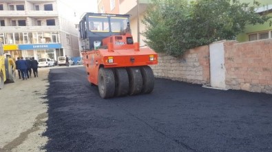 Tuzluca Belediyesi  Asfalt Çalışmaları Hız Kesmeden Devam Ediyor