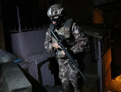 İstanbul'un üç ilçesinde uyuşturucu operasyonu