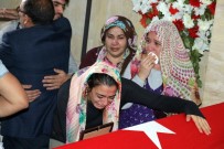 TRAFİK TERÖRÜ - Kazada Hayatını Kaybeden Polis Memuru Son Yolculuğuna Uğurlandı