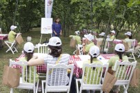 KIZ ÖĞRENCİLER - Kız Öğrenciler Fındığa Daha İlgili