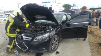 AK Partili Vekilin İçinde Olduğu Araç Kaza Yaptı Açıklaması 8 Yaralı