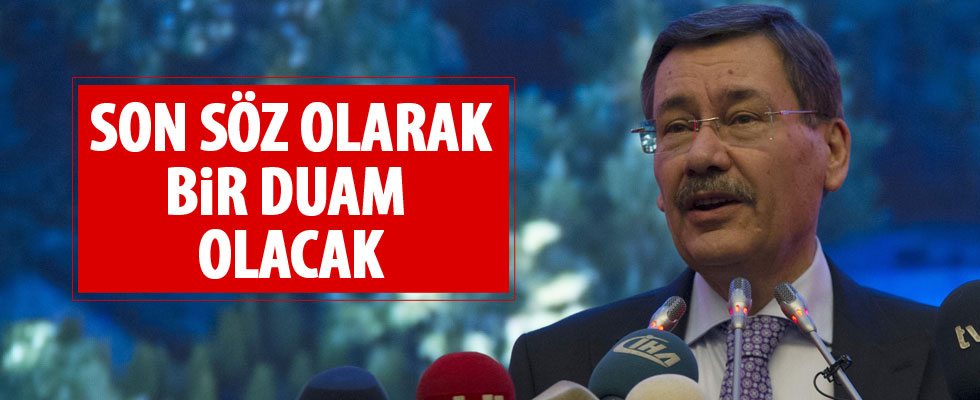 Melih Gökçek'in istifa ardından okuduğu dua
