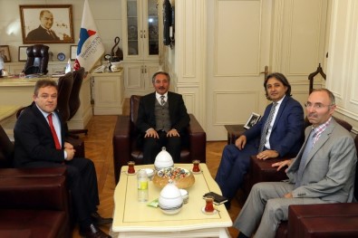 TDF Başkanı Başar, Rektör Karabulut'u Ziyaret Etti