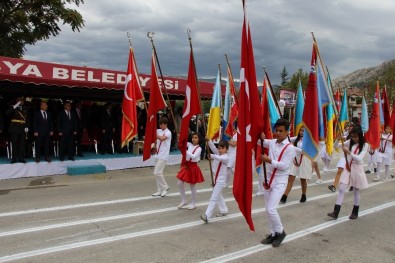 Amasyalılar 29 Ekim Cumhuriyet Bayramı'nı Kutladı