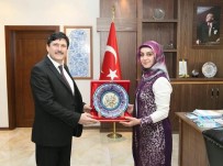 BITLIS EREN ÜNIVERSITESI - Oskar Ödüllü Şazime Hancı'ya Tebrik