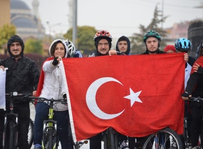 Selçuk Üniversitesi'nde 29 Ekim Cumhuriyet Bayramı Bisiklet Turu