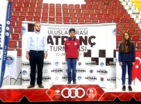 SATRANÇ FEDERASYONU - Uluslararası Satranç Turnuvasında Büyük Başarı