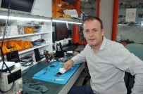 İSMAIL ÜNAL - Akıllı Telefon Tamircisi Ünal, Türk Malı Telefon Üretilmeli
