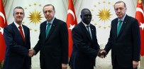 KUALA LUMPUR - Cumhurbaşkanı Erdoğan'dan 2 Kabul