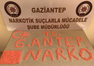 Gaziantep'te 3 Bin Adet Uyuşturucu Hap Ele Geçirildi