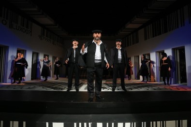 Kocaeli Şehir Tiyatroları Perdeyi Keşanlı Ali Destanı İle Açtı