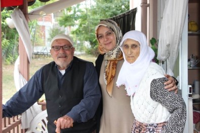 Vali Osman Kaymak'ın Eşi Şehit Ailelerini Unutmadı