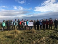 TÜRKIYE DAĞCıLıK FEDERASYONU - AFDOS Üyeleri Tınaztepe'de Yürüdü