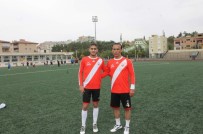 Baba oğul aynı takımda forma giyiyor