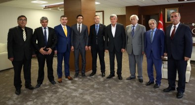 Başkan Karaosmanoğlu, Darıca Muhtarlar Derneği İle Bir Araya Geldi