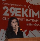 KURULUŞ YILDÖNÜMÜ - Cumhuriyet Resepsiyonunda Muhabirin Okuduğu Mektup Duygulandırdı