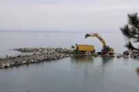 BOLAMAN - Dalgakıranlar Bolaman Sahilini Koruyacak