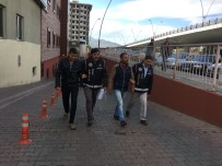 Kaçak Sigara İle Yakalanan Zanlılar Adliyeye Sevk Edildi