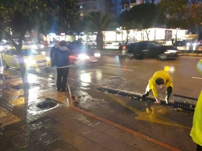Oprukçu Açıklaması 'Şiddetli Yağış Adana'yı Etkilemedi'