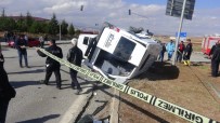 Kahramanmaraş'ta Polis Minibüsü İle Ticari Araç Çarpıştı Açıklaması 5 Yaralı