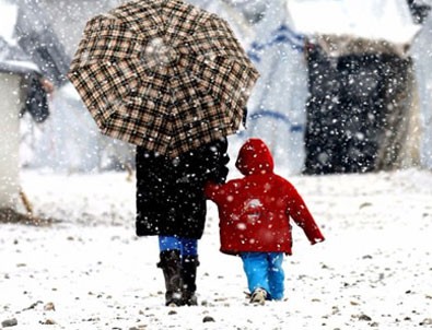 Kar, doğudan batıya geliyor