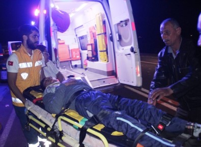Manavgat'ta Asker Konvoyunda Kaza Açıklaması 1 Yaralı