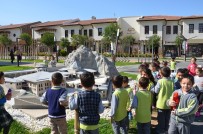 NEMRUT DAĞI - Öğrenciler Miniamalatya'yı Gezerek Tarihi Ve Turistik Değerleri Öğreniyorlar