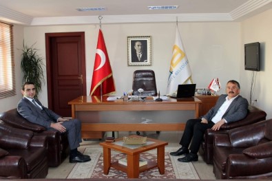 Stajyer Kaymakamdan Başkana Karakullukçu'ya Ziyaret