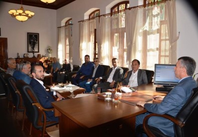 AK Parti Yeni Yönetiminden Kaymakam Sırmalı'ya Ziyaret