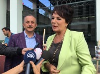 HÜLYA KOÇYİĞİT - 'Çok Şükür Allah'a, Sağlığım Yerinde'