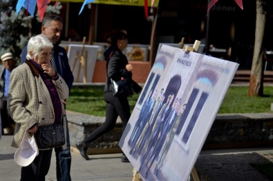 Maltepe'nin Her Köşesinde 'Cumhuriyet' Sergisi