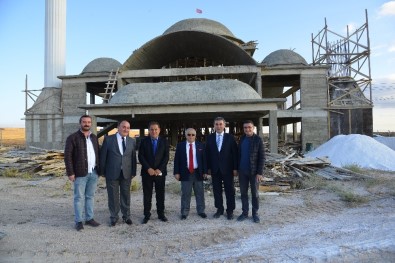 Vali Şentürk, OSB'yi Ziyaret Etti