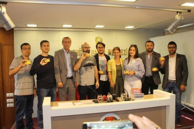 Denizli'de 7 Gazeteci Basın Kartı Verildi