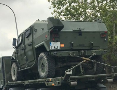 Harekete geçtiler! Askeri araçlar yola çıktı