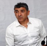 SAIT KARAFıRTıNALAR - Manisaspor, Teknik Direktör Karafırtınalar İle Yollarını Ayırdı