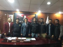 HINT KENEVIRI - Uzan'dan,  Polislere Cumhuriyet Altını