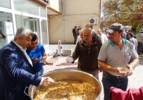 FATİH ÇALIŞKAN - Hisarcık Belediyesi 4 Bin Kişiye Aşure Dağıttı