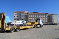 TÜRK HAVA KURUMU - Uçak Okuluna Tır'la Uçak Geldi