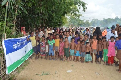 Yaklaşık Bin 500 Rohingyalı Kimsesiz Çocuk Bangladeş'e Sığındı