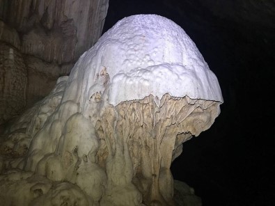 Kuşadası'nın Gizli Kalmış Güzelliği Aslanlı Mağarası Turizme Kazandırılıyor