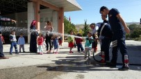 SAFFET ACAR - Miniklerden Dinar Belediyesi İtfaiye Amirliğine Ziyaret