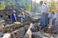 DOĞAL AFET - 'Doğal Afetlerde Arama Kurtarma' Eğitimleri Toyota Boshoku AKT Ekibine Verildi