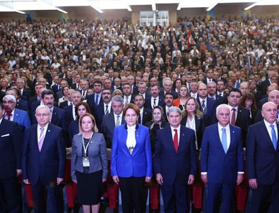 İyi Parti'nin aralarında Ankara ve İstanbul'un da yer aldığı 6 il başkanı belli oldu