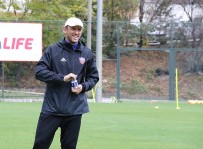 MANTALITE - Popovic Açıklaması 'Kendine Güvenen Bir Kadromuz Var'