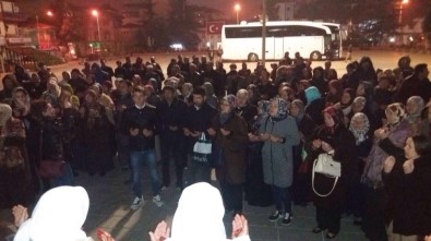 70 Kişilik Kafile Kutsal Topraklara Uğurlandı