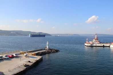 Çanakkale Boğazı Transit Gemi Geçişlerine Yeniden Açıldı