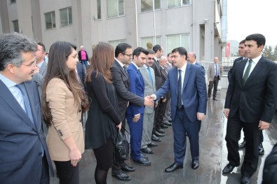 İstanbul Valisi Vasip Şahin, Başkan Altunay'ı Makamında Ziyaret Etti