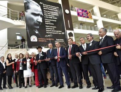 Muratpaşa'da 10 Kasım'a Çok Özel Sergi