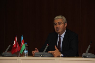'Büyük Türk Atatürk Ve Azerbaycan' Konferansı