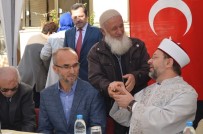 İBRAHIM TAŞDEMIR - Diyanet İşleri Başkanı Erbaş Şehit Evini Ziyaret Etti, Kur'an Okudu